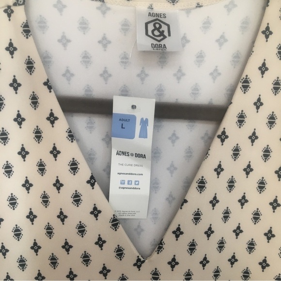 Agnes & Dora Tan Fit n Flare Aline dress L Large NWT​​​ - Picture 3 of 6